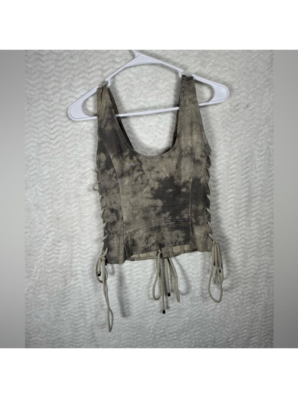 Tank Top - Picture 4 of 4